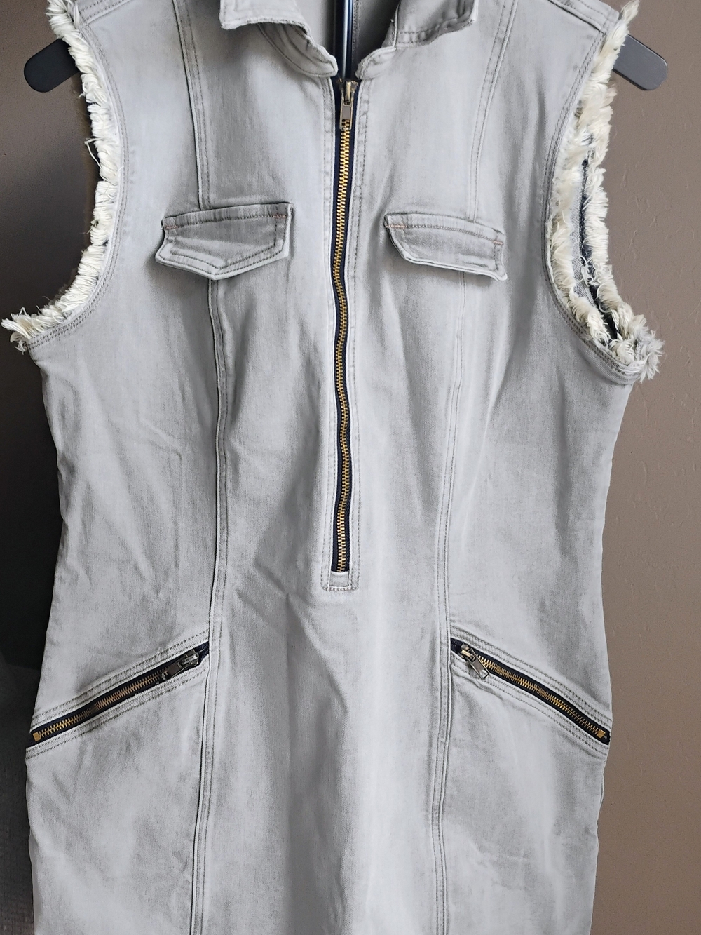OYROSY Size L Frayed Trim Sleeveless Mini Dress in Light Gray with Front Zip